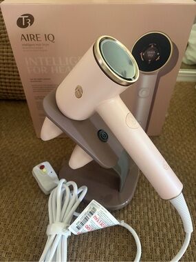 T3 Pink and Gold Aire IQ Intelligent Hair Dryer